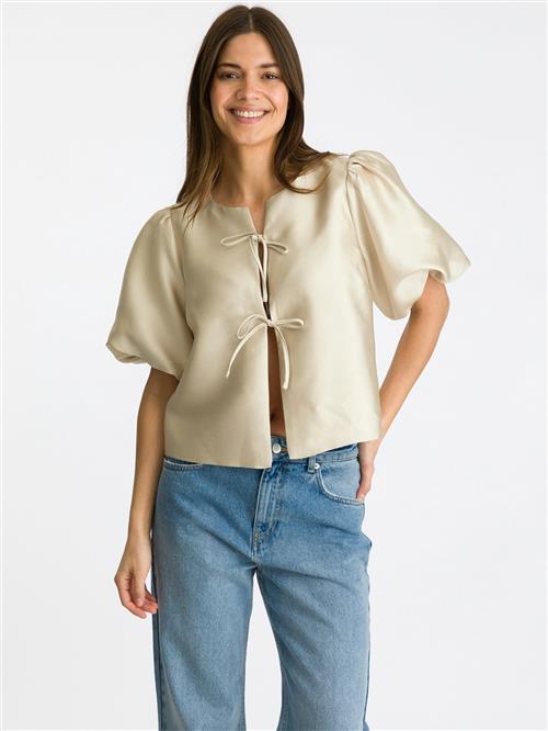 Se Neo Noir Aska Dull Satin Blouse Kvinde Sand Kortærmede Bluser Str 38 - hos Magasin ved Magasin