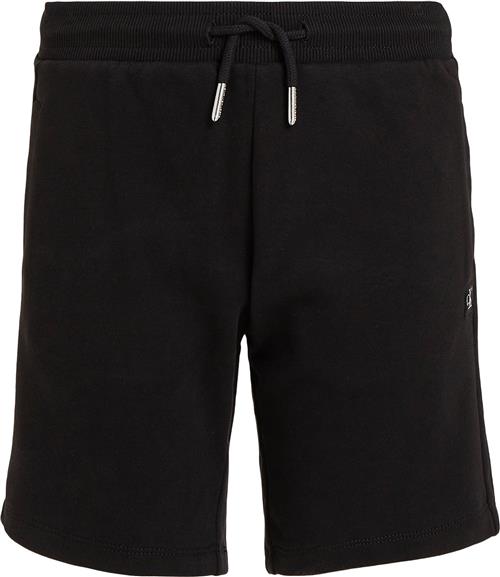 Calvin Klein Mono Mini Badge REG. Shorts SET Str 10 år - Beh Shorts & Bloomers hos Magasin