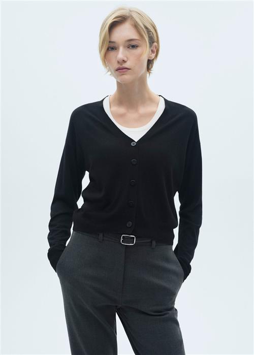 Se MANGO Cardigan .- Lucca Kvinde Black Cardigans Str L - hos Magasin ved Magasin