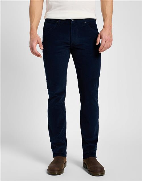 Se Lee Daren ZIP FLY Mand Navy Chinos Regular Fit Str 30/34 - hos Magasin ved Magasin