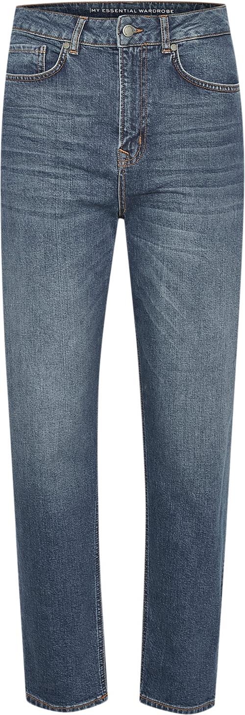 Se My Essential Wardrobe 34 THE MOM 107 Xhigh Straight Y Kvinde Medium Blue Retro Wash Straight Jeans Straight Fit Str 29/29 - hos Magasin ved Magasin