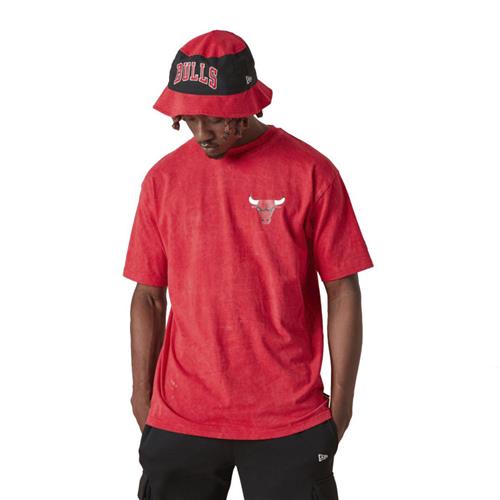 New Era Washed Pack Graphic OS TEE CHI Mand Red Kortærmede T-shirts Str S - Bomuld hos Magasin