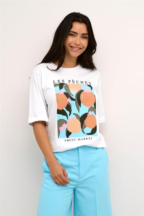 Se Kaffe Kamira Tshirt Kvinde Optical White / Peaches Kortærmede T-shirts Str S - hos Magasin ved Magasin