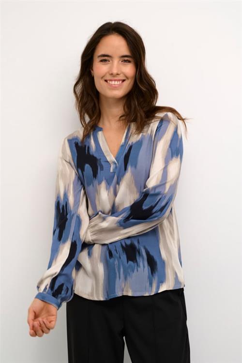 Kaffe Kabeathe Blouse Kvinde Blue Abstract Print Langærmede Bluser Str 40 - hos Magasin