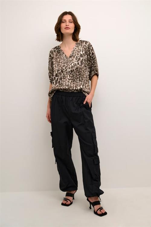 Se Karen by Simonsen Jamiekb Cargo Pants Kvinde Meteorite Cargo Bukser Str 40 - hos Magasin ved Magasin