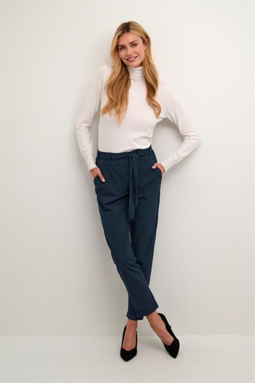 Kaffe Jillian Belt Pants Kvinde Midnight Marine Bukser Med Smalle Ben Str 44 - hos Magasin