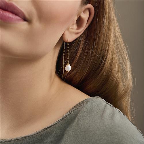 Pernille Corydon Jewellery Lagoon Earchains 10 cm Baroque Pearl - Ørehænger hos Magasin