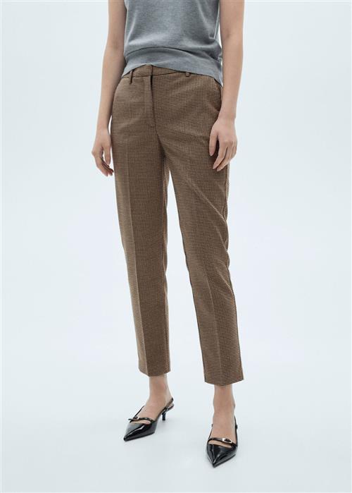 MANGO Trousers .- Warm Kvinde 76 Bukser Str 40 - hos Magasin