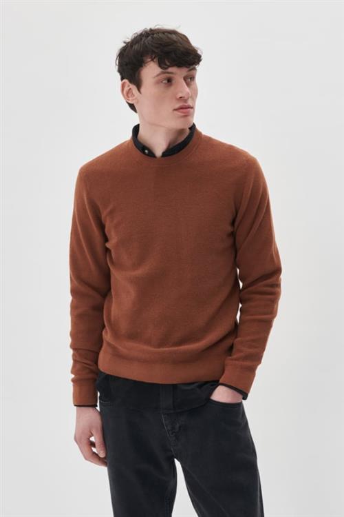 Se Matinique Malagoon Mand Cambridge Brown Sweaters Regular Fit Str L - hos Magasin ved Magasin