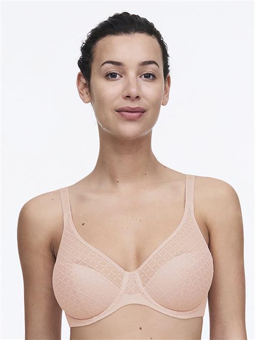 Se Chantelle CO BRA Underw. Covering Molded Full Cup Bh'er Str G 70 - hos Magasin ved Magasin