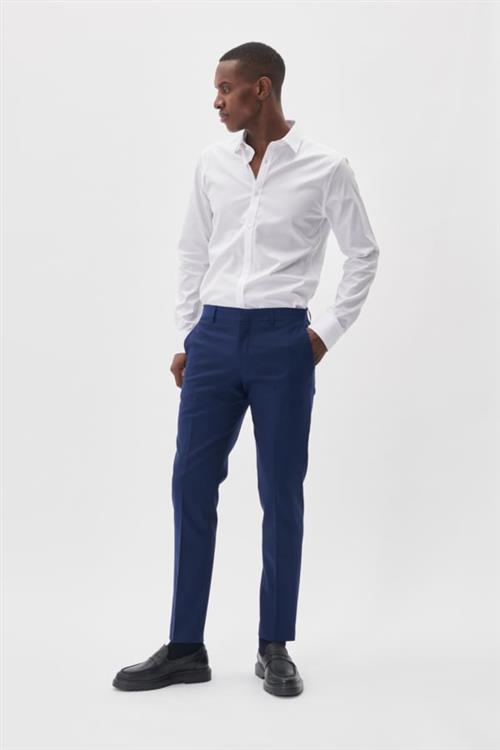 Se Matinique Malas Ink Stretch Mand Ink Blue Habitbukser Slim Fit Str 44 - hos Magasin ved Magasin