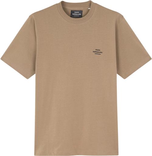 Se Mads Nørgaard - Copenhagen Cotton Jersey Frode Emb Logo Tee Mand Brun Kortærmede T-shirts Str L - hos Magasin ved Magasin