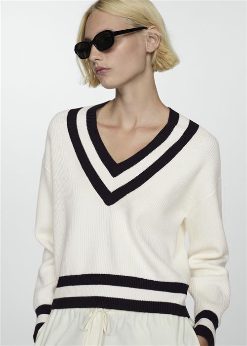 Se MANGO Contrasting Vneck Sweater Kvinde Light Beige Sweaters Str XS - hos Magasin ved Magasin