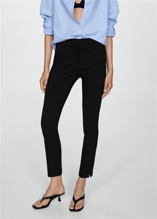 MANGO Cropped Slimfit Trousers Kvinde Black Bukser Med Smalle Ben Str 38 - hos Magasin