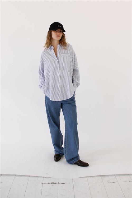 Designers Remix Aubrey Oversized Shirt Kvinde Print Jeans Str 40 - hos Magasin