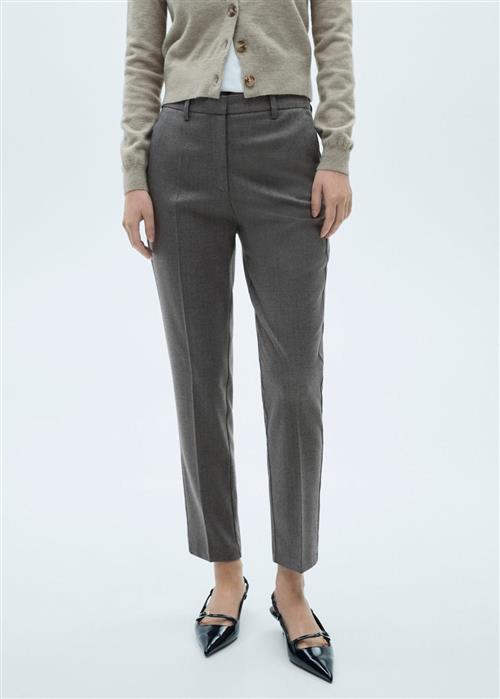 MANGO Trousers .- Warm Kvinde 92 Bukser Str 44 - hos Magasin