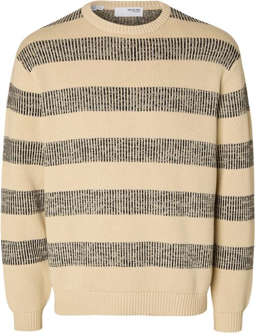 Se Selected Homme Slhstan Relaxed LS Knit Stripe Crew Mand Fog/sky Captain Sweaters Str L - hos Magasin ved Magasin