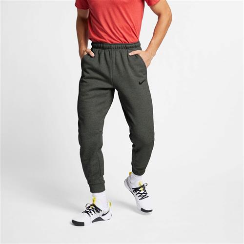 Se Nike Therma Tapered Traeningsbukser S/LONG - Træningsbukser Polyester hos Magasin ved Magasin