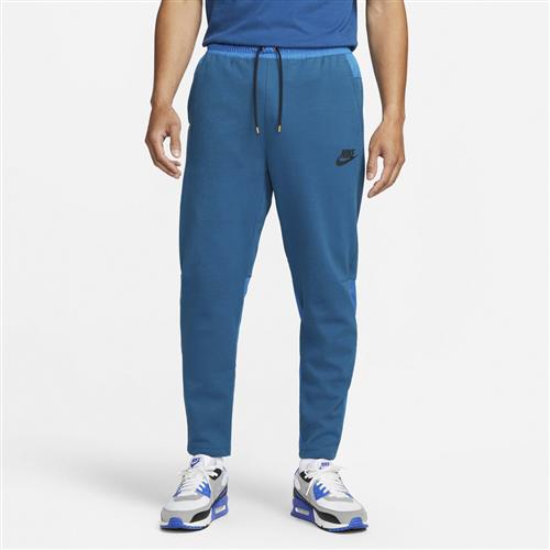 Se Nike Sportswear Tech Essentials Winter Fleece Joggingbukser XL - Træningsbukser hos Magasin ved Magasin