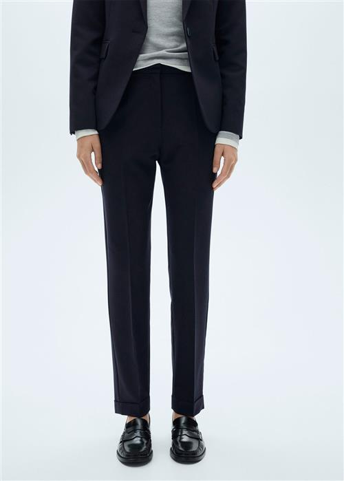 Se MANGO Straight Suit Trousers Kvinde Navy Bukser Plus Size Str 40 - hos Magasin ved Magasin