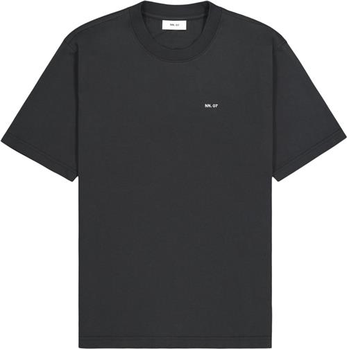 Se NN07 Adam EMB Tshirt 3209 Mand 999 Kortærmede T-shirts Str L - hos Magasin ved Magasin