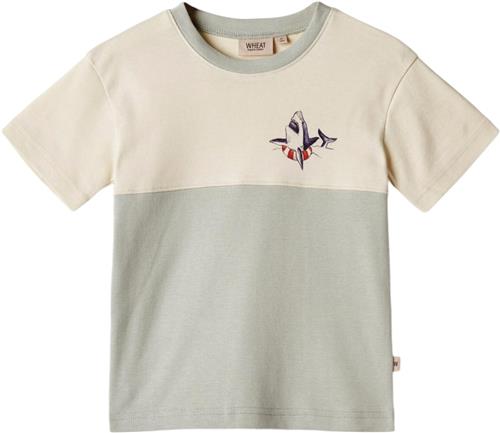 Se Wheat Tshirt Oliver Str 4 år / 104 cm - Sea Mist Kortærmede T-shirts Bomuld hos Magasin ved Magasin