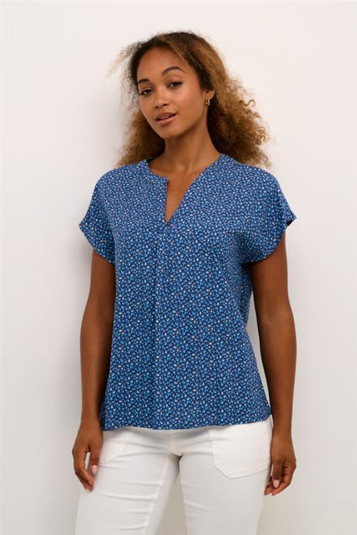 Cream Crtiah Blouse cap Sleeve Kvinde Animal Skin Blue Kortærmede Bluser Str 46 - hos Magasin