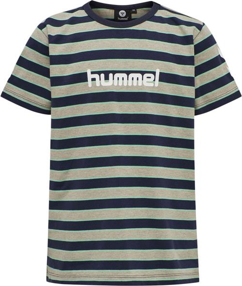 Se Hummel Ajax Tshirt 140 - T-shirts Bomuld hos Magasin ved Magasin