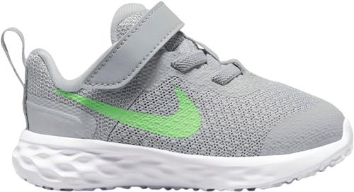 Se Nike Revolution 6 Sneakers Grå Sneakers Str 19.5 - hos Magasin ved Magasin