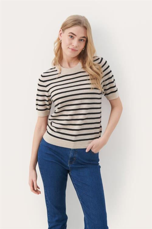 Part Two Everlottapw PU Kvinde White/black Stripe Kortærmet Strik Regular Fit Str L - hos Magasin