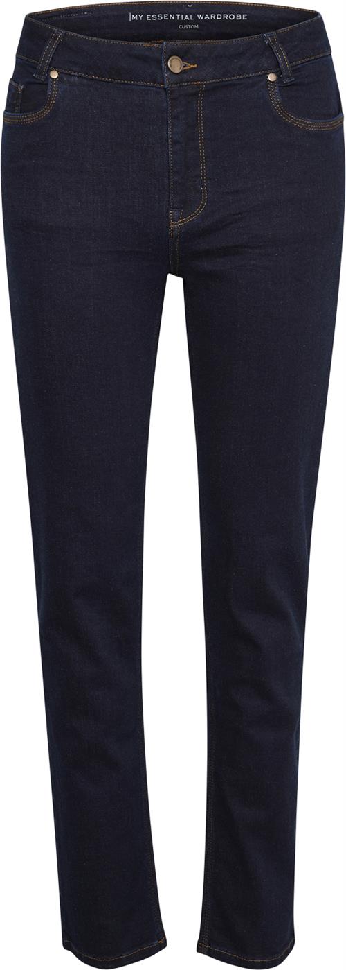 Se My Essential Wardrobe 33 THE Celina 102 High Straight Y Kvinde Dark Blue Un-wash Straight Jeans Str 34/32 - hos Magasin ved Magasin