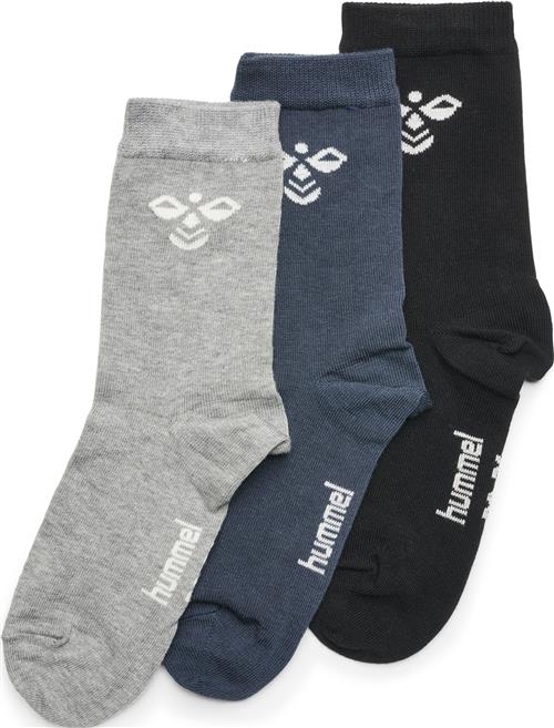 Hummel Sutton 3pack Sock Str 24-27 - Black/grey Melange/blue Nights Strømper hos Magasin