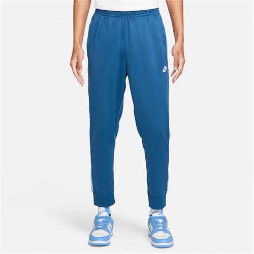 Se Nike Sportswear Repeat Joggingbukser L - Træningsbukser hos Magasin ved Magasin