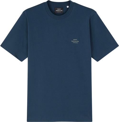 Se Mads Nørgaard - Copenhagen Cotton Jersey Frode Emb Logo Tee Mand Blå Kortærmede T-shirts Str L - hos Magasin ved Magasin