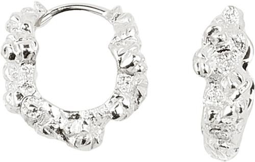 Se Camille Brinch Jewellery Small Levitate Crush Hoops Sold as a pair - Creoler hos Magasin ved Magasin