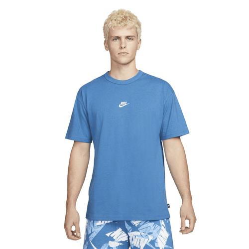 Se Nike Sportswear Premium Essentials Tshirt Mand Dk Marina Blue/light Bone Kortærmede T-shirts Str M - Bomuld hos Magasin ved Magasin