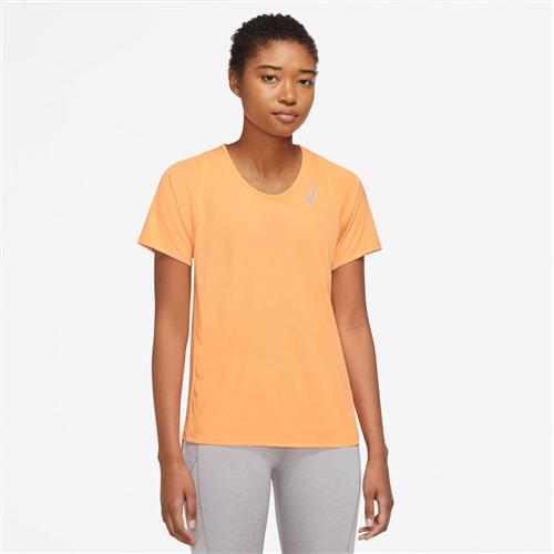 Nike Dri Fit Race Lobe T Shirt S - Trænings T-shirts hos Magasin