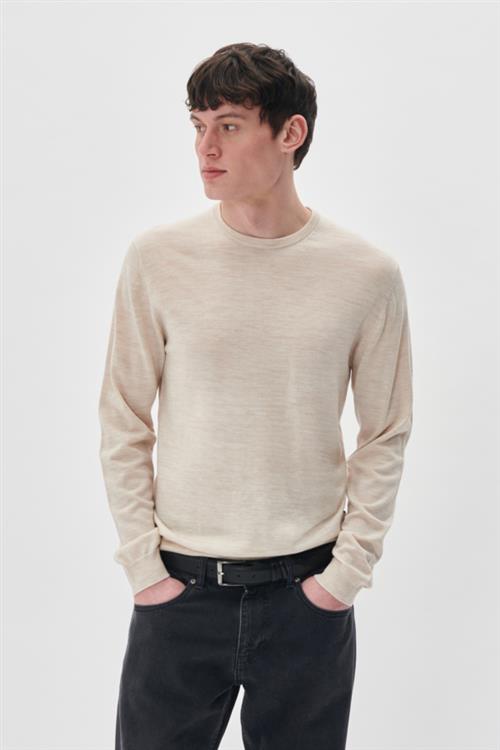 Se Matinique Margrate Merino Mand Fog Melange Sweaters Regular Fit Str M Merino - hos Magasin ved Magasin