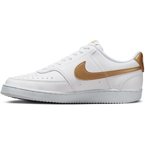 Se Nike Sportswear Sneaker low 'Court Vision Low Next Nature'  hvid ved About You