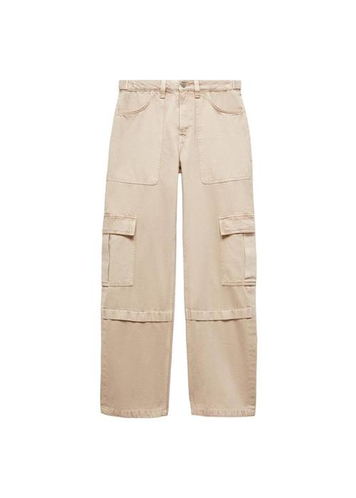 Se MANGO Cargojeans 'Julieta'  lysebeige ved About You