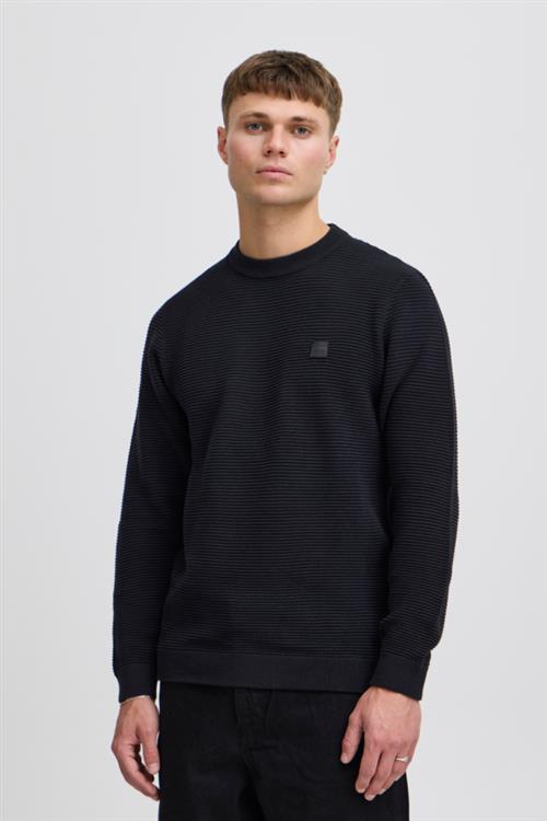 Se !Solid Sdvalencia Mand Black Sweaters Regular Fit Str XL - hos Magasin ved Magasin