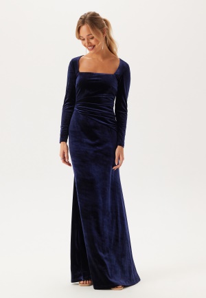 Se Goddiva Square Neck Velvet Maxi Dress Navy XS (UK8) ved Bubbleroom