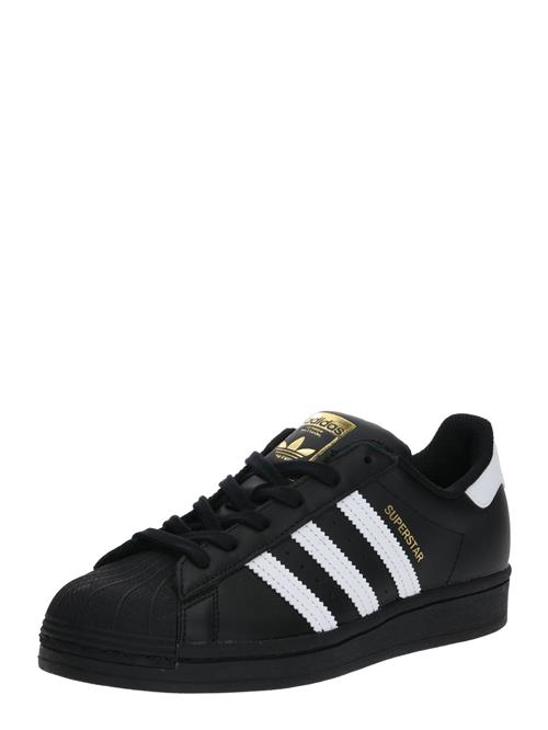 Se ADIDAS ORIGINALS Sneakers 'Superstar'  guld / sort / hvid ved About You