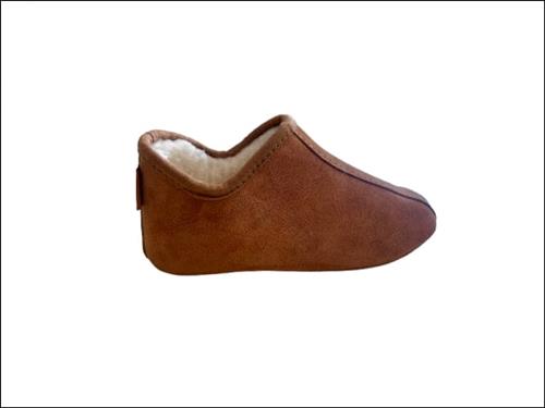 Se Royal Slippers Peter Pan Young Kvinde Cognac Hjemmesko Str 40 - hos Magasin ved Magasin