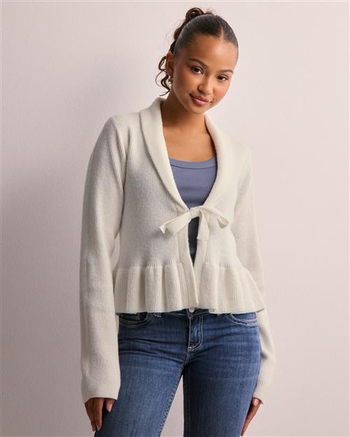 Nelly - Hvid - Flounce Tie Knit Cardigan