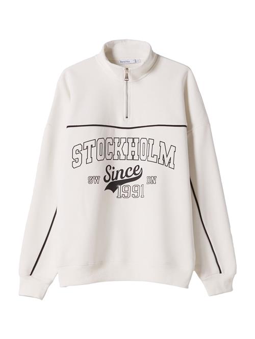 Se Bershka Sweatshirt  sort / offwhite ved About You