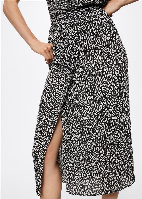 MANGO Pleated Crossover Skirt Kvinde Black Midi Nederdele Str L - Polyester hos Magasin