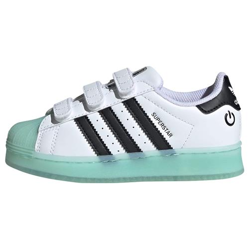 Se ADIDAS ORIGINALS Sneakers 'Superstar'  pastelgrøn / sort / hvid ved About You