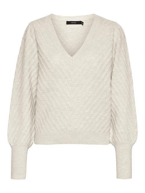 Se VERO MODA Pullover 'STINNA'  creme ved About You