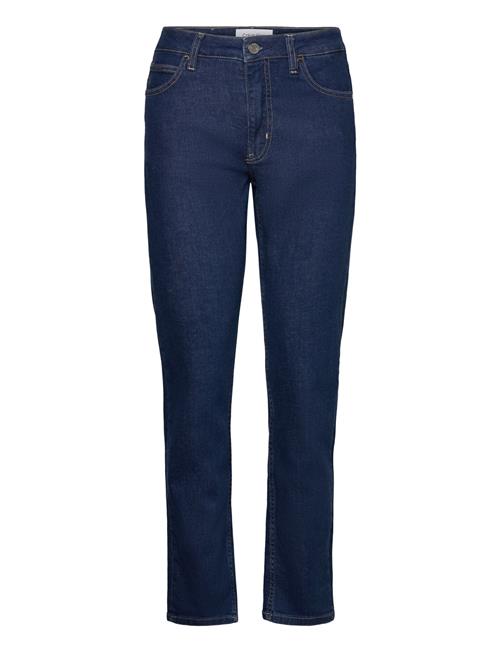 Se Calvin Klein Mid Rise Slim - Mid Blue Calvin Klein Blue ved Booztlet